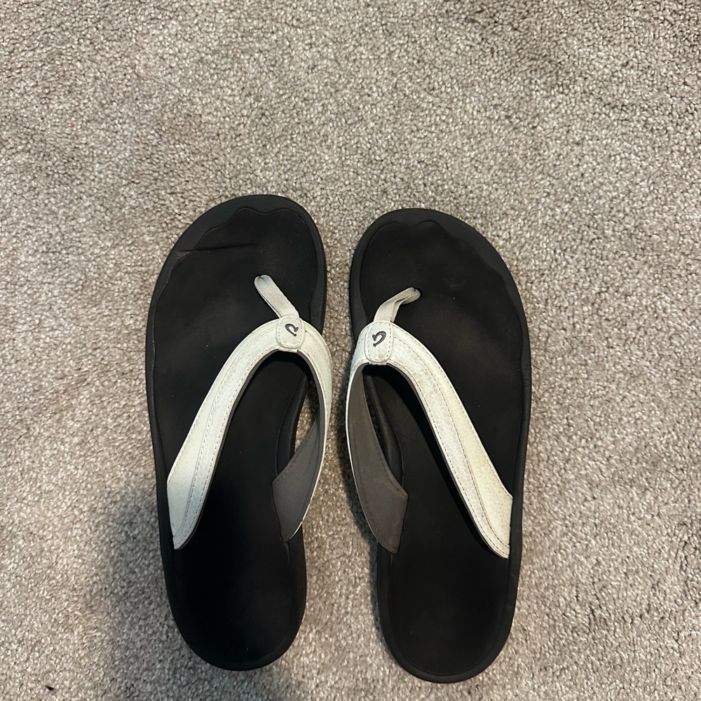 Olukai womens flip flops